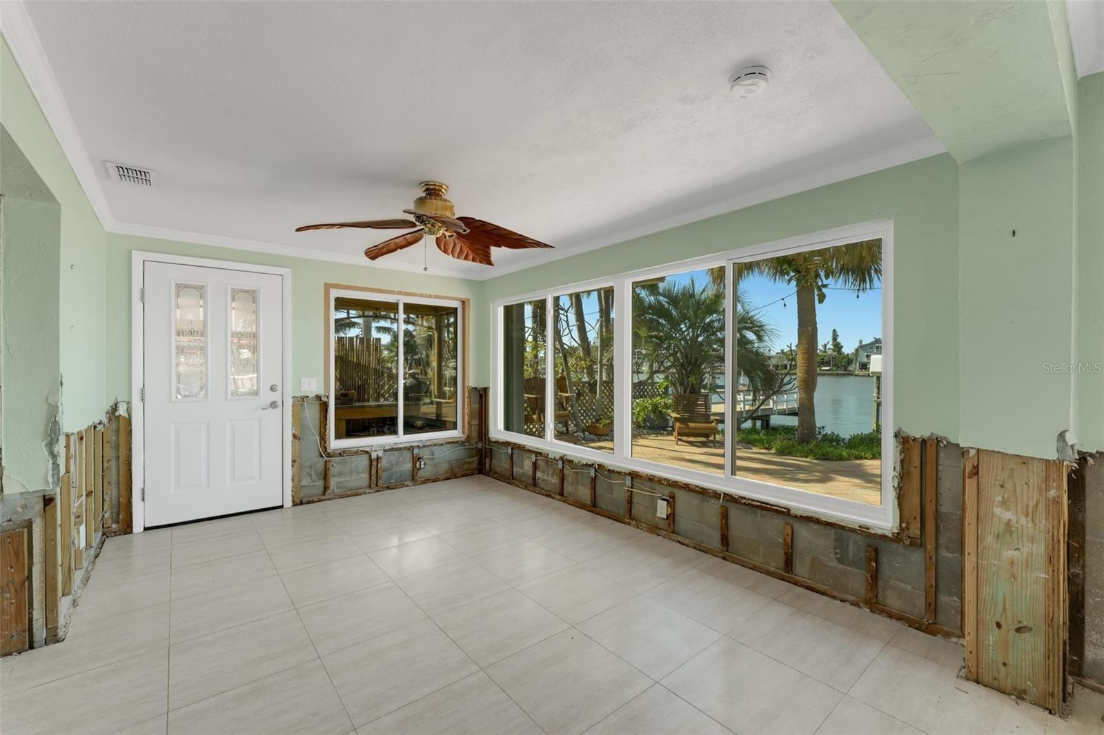 405 HARBOR DR S, INDIAN ROCKS BEACH, FL, 33785