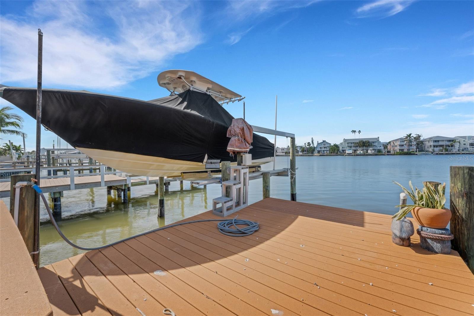 405 HARBOR DR S, INDIAN ROCKS BEACH, FL, 33785