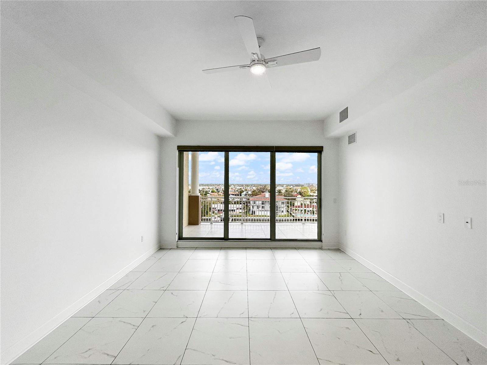 125 ISLAND WAY #605, CLEARWATER BEACH, FL, 33767
