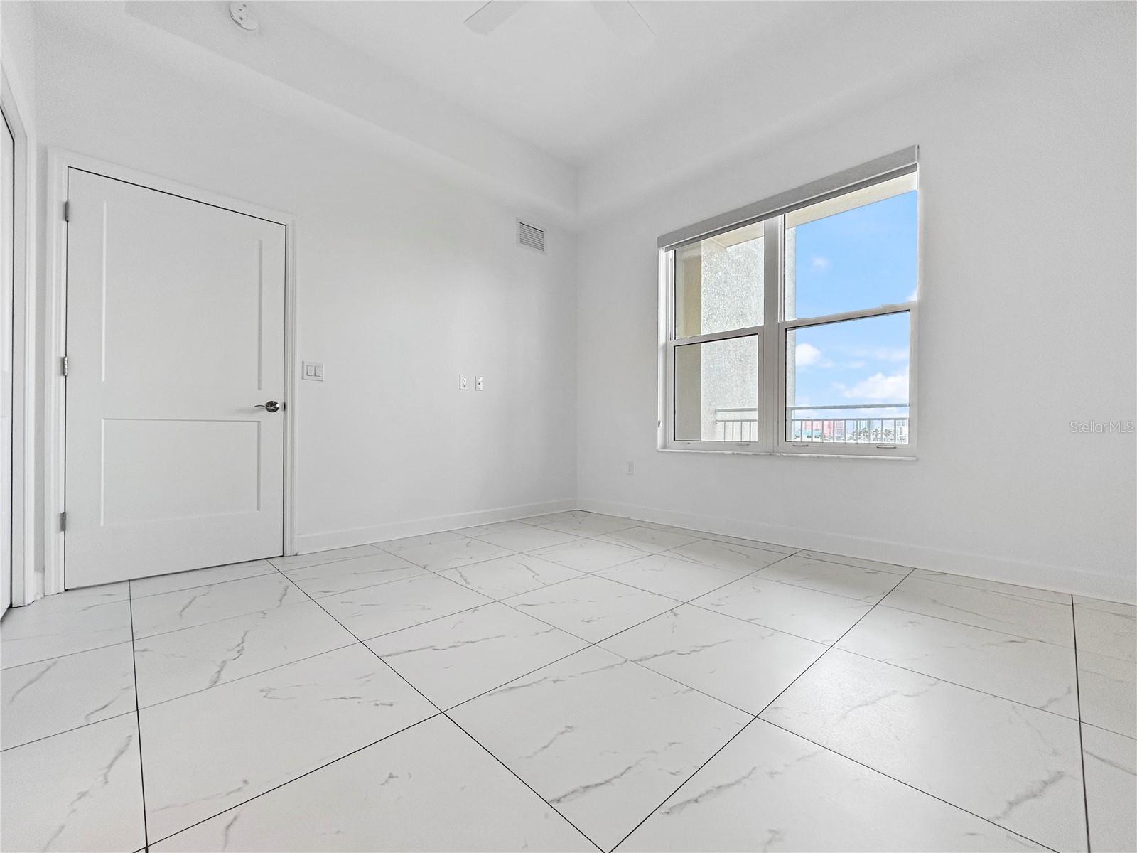 125 ISLAND WAY #605, CLEARWATER BEACH, FL, 33767