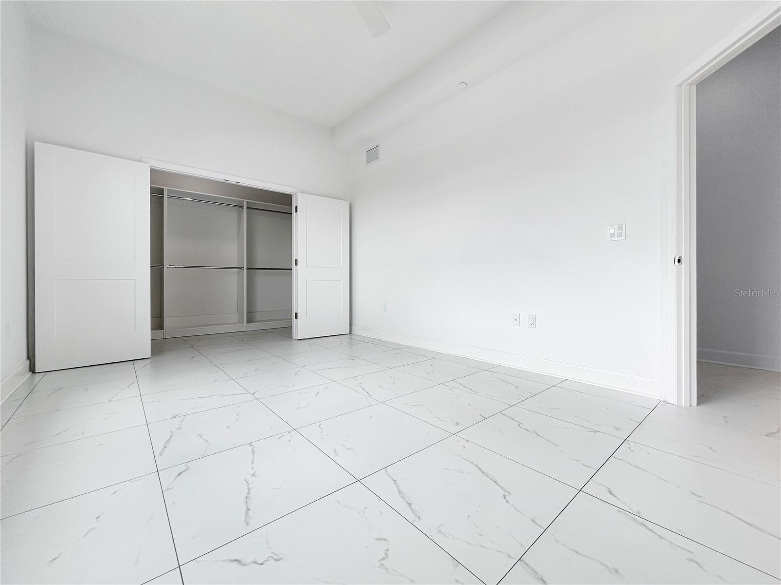 125 ISLAND WAY #605, CLEARWATER BEACH, FL, 33767