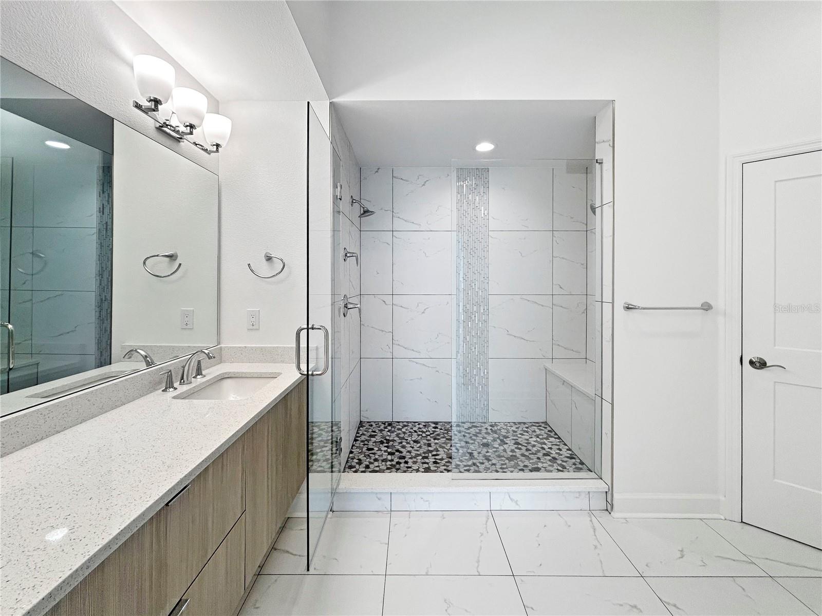 125 ISLAND WAY #605, CLEARWATER BEACH, FL, 33767