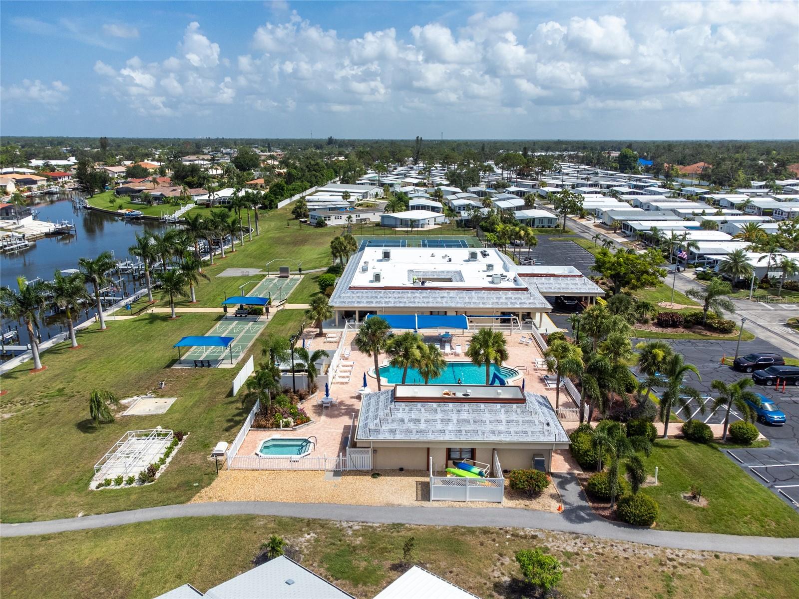 44 N ESPLANADE ST, ENGLEWOOD, FL, 34223
