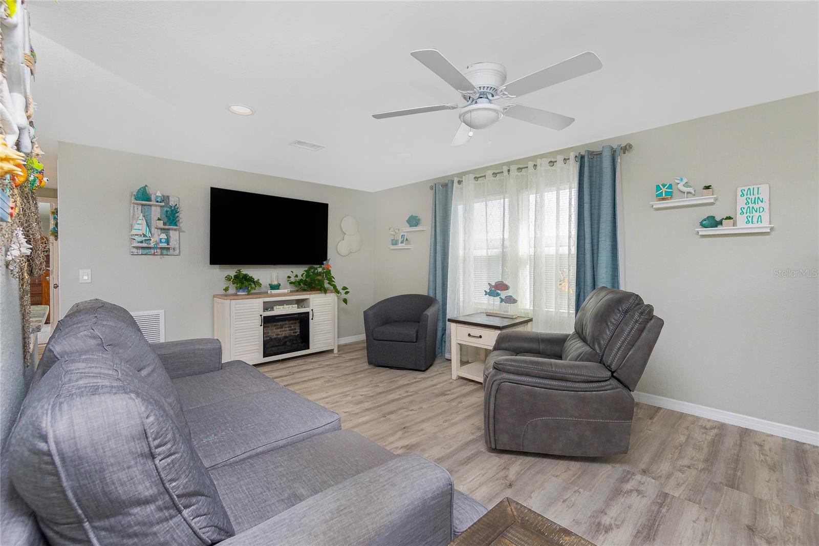 44 N ESPLANADE ST, ENGLEWOOD, FL, 34223