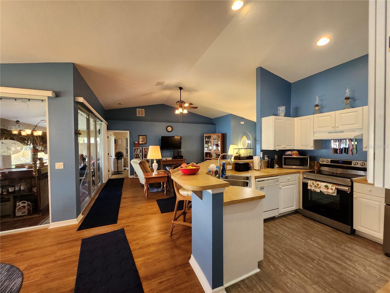 2250 VILLA GREEN AVE, NORTH PORT, FL, 34288