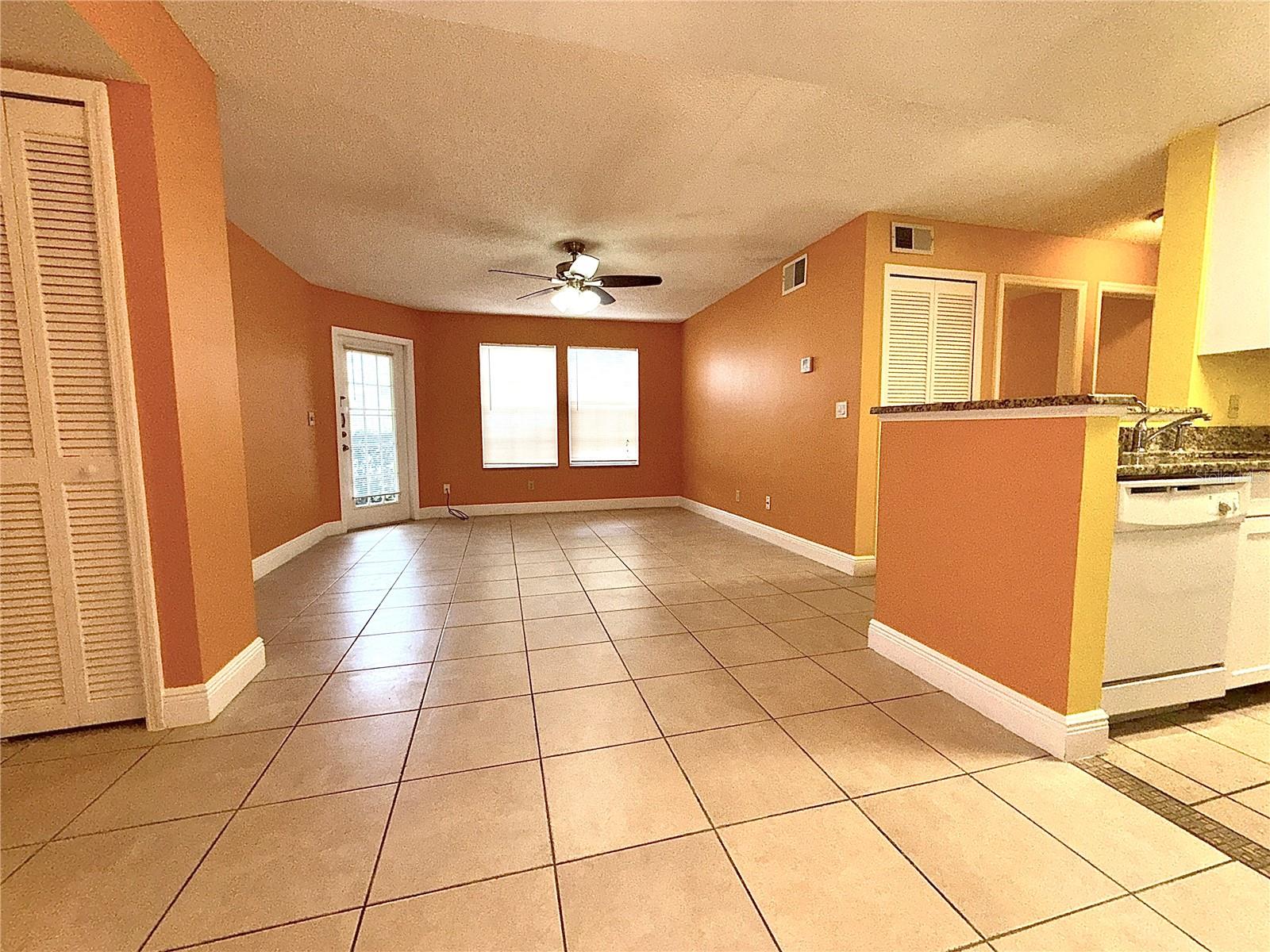 6142 WESTGATE DR #101, ORLANDO, FL, 32835