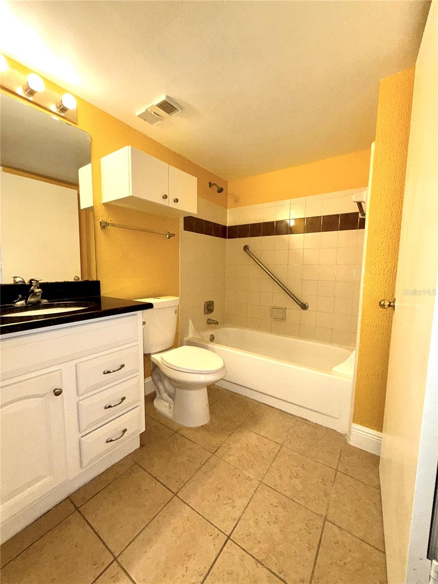 6142 WESTGATE DR #101, ORLANDO, FL, 32835