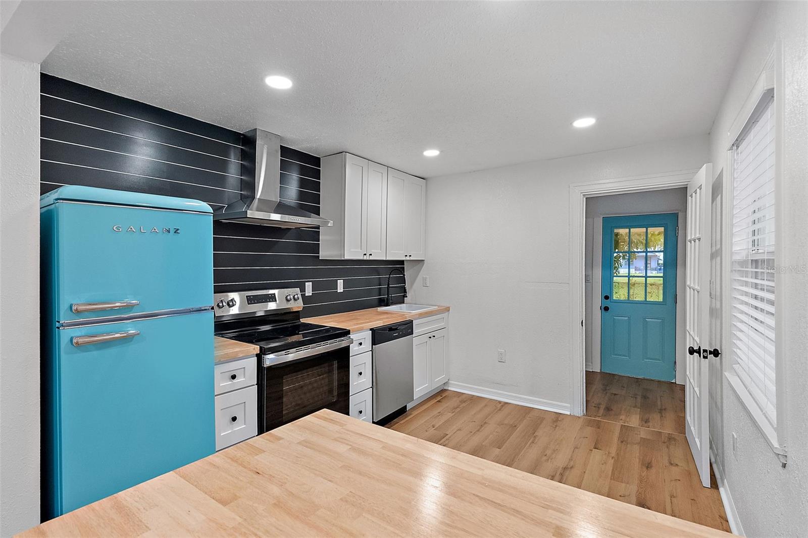 3170 6TH AVE S, ST PETERSBURG, FL, 33712