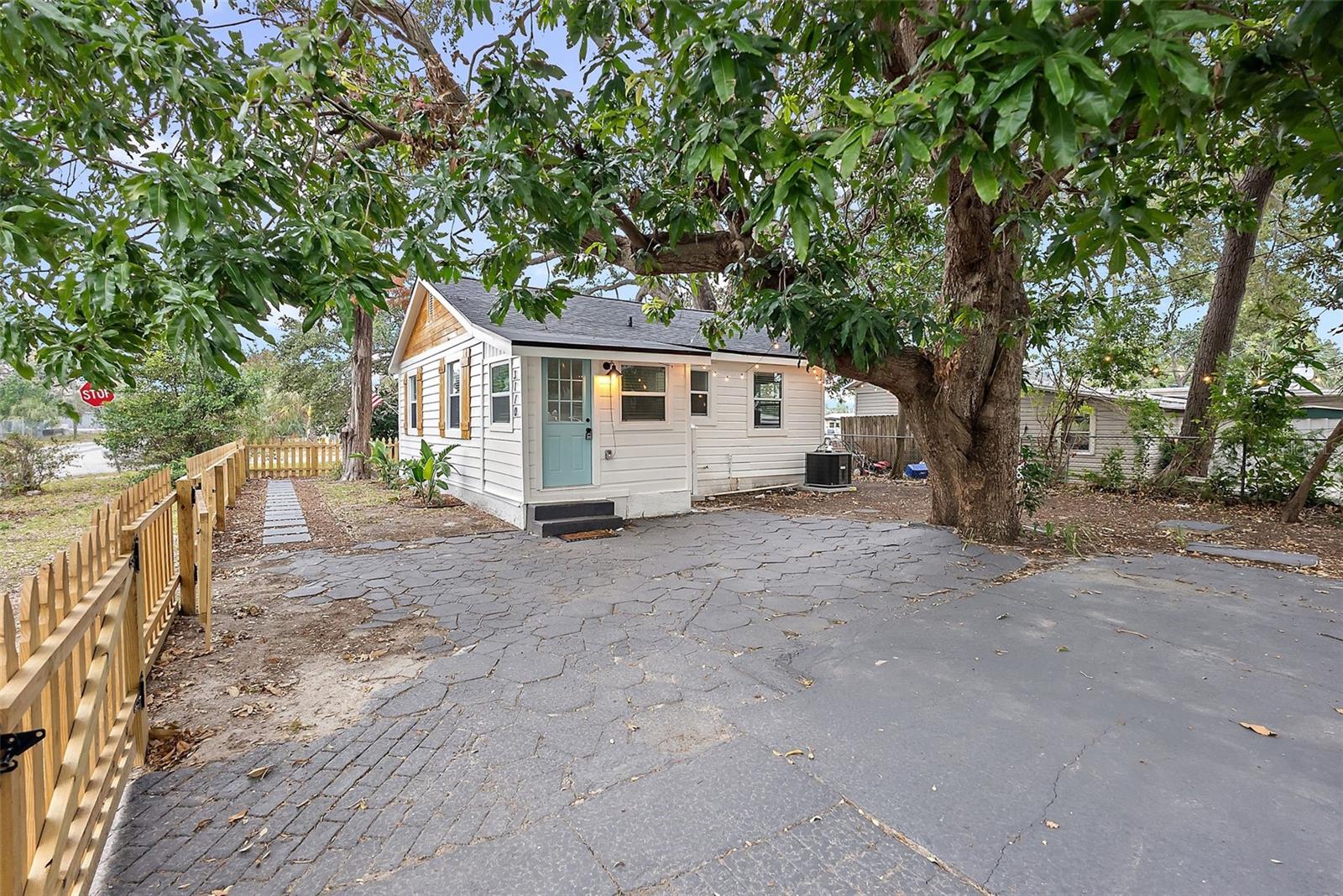 3170 6TH AVE S, ST PETERSBURG, FL, 33712