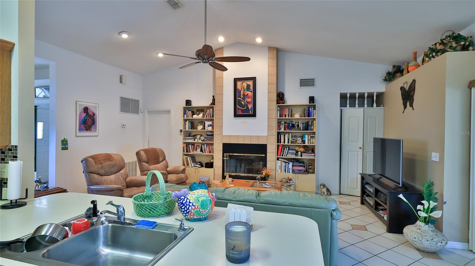 52 WOOD CENTER LN, PALM COAST, FL, 32164