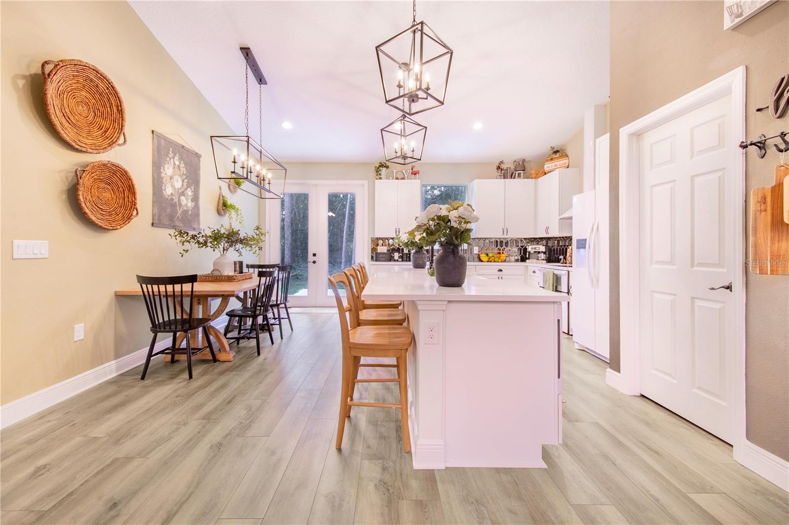 1211 HOLLYWOOD LN, LAKELAND, FL, 33809
