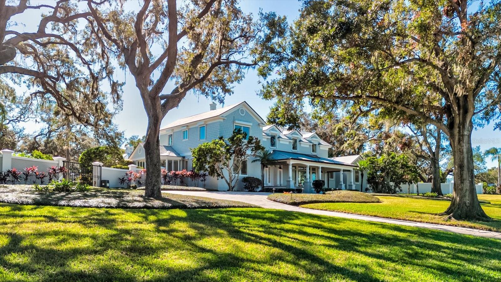 TB8319572 Property Photo