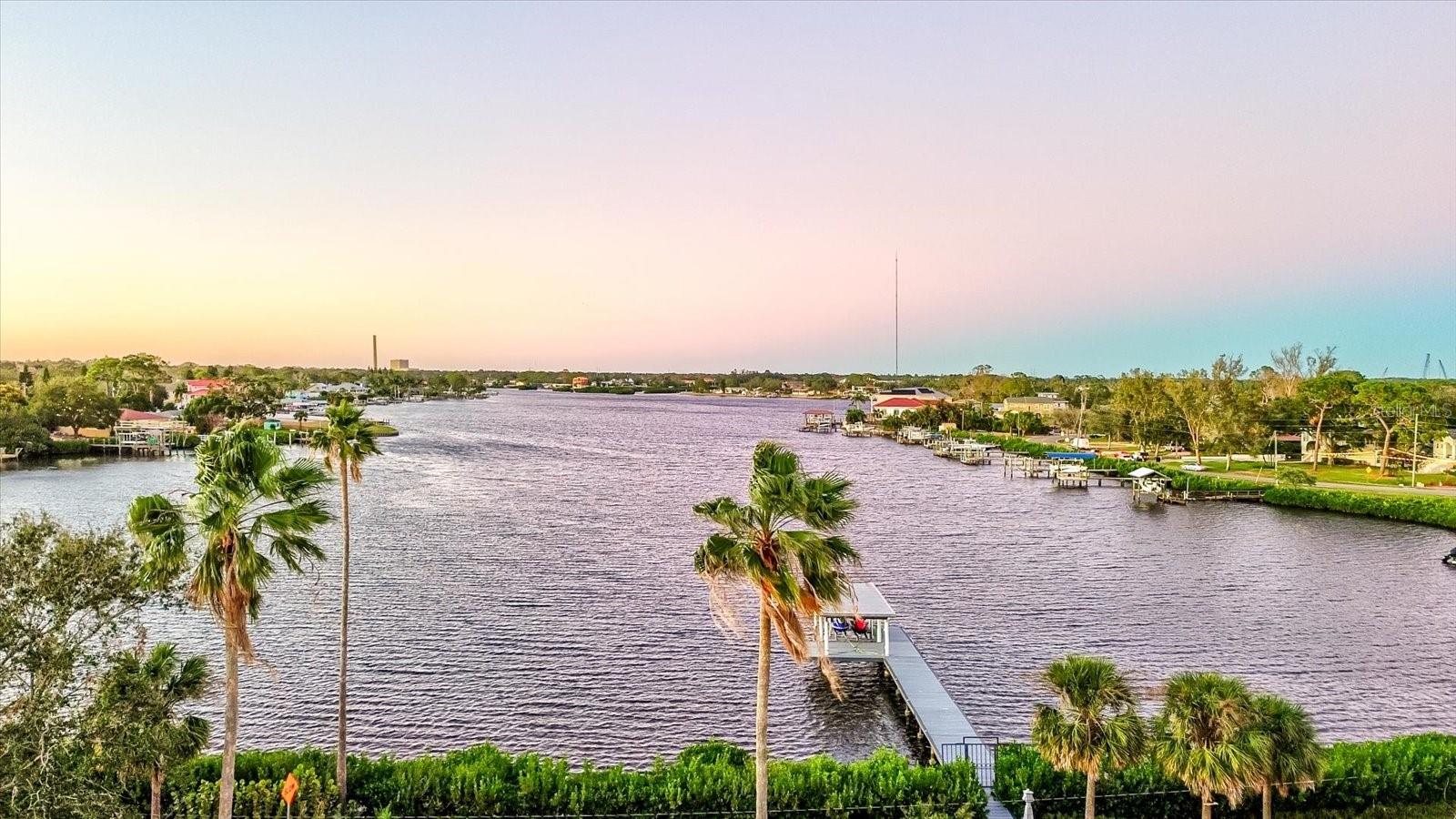 TB8319572 Property Photo