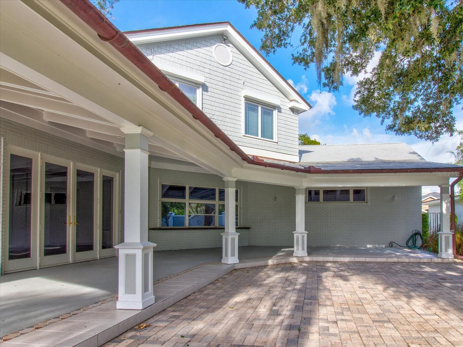 TB8319572 Property Photo