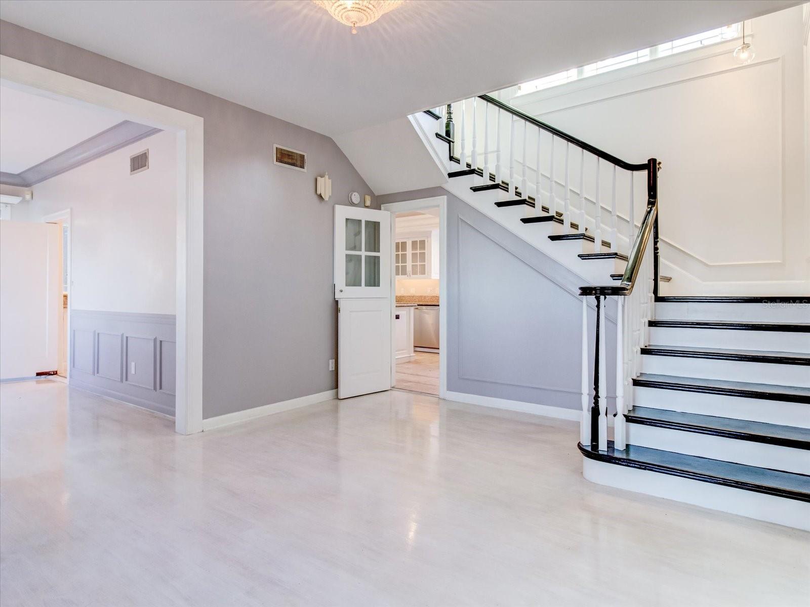 TB8319572 Property Photo