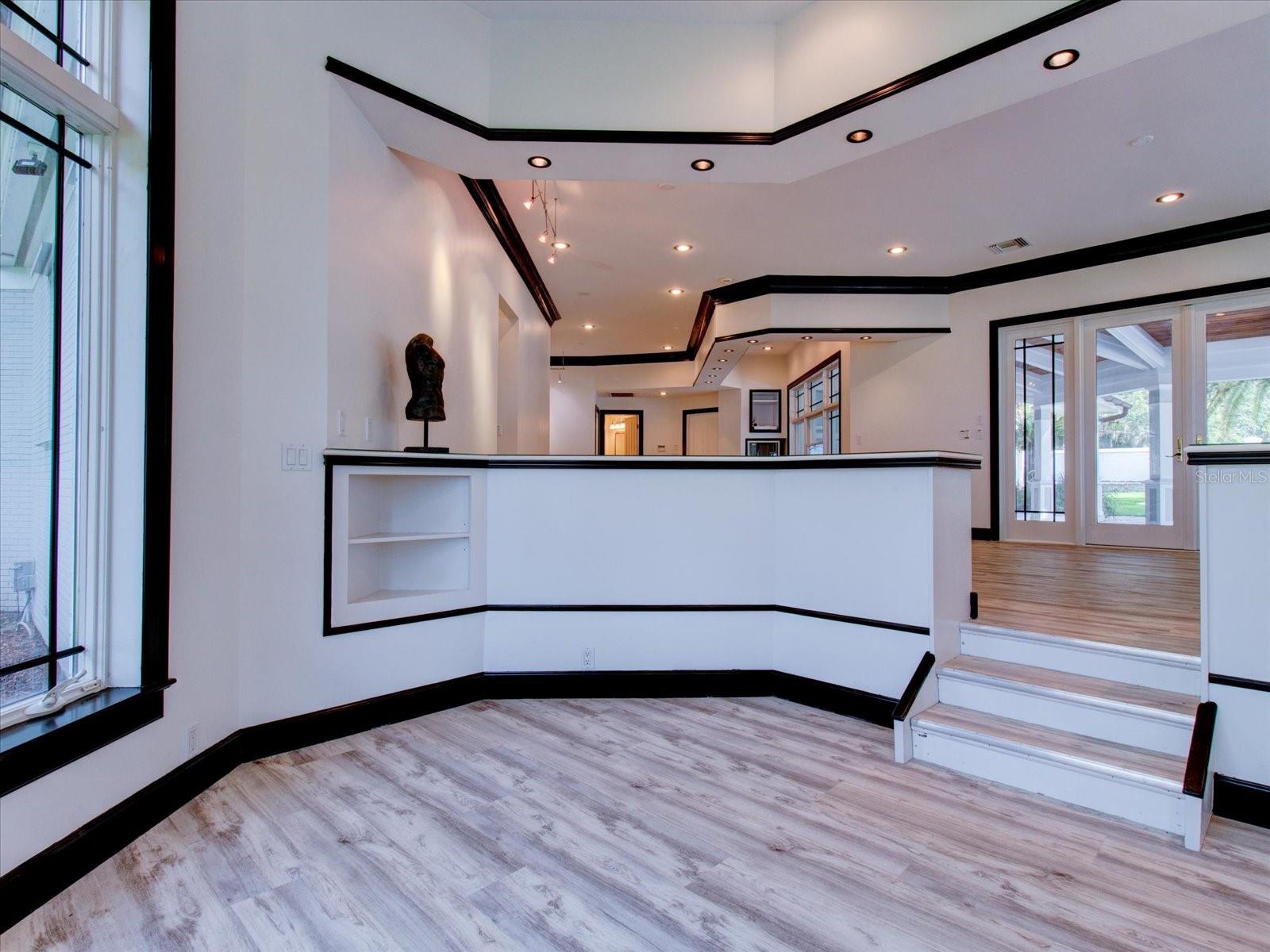 TB8319572 Property Photo