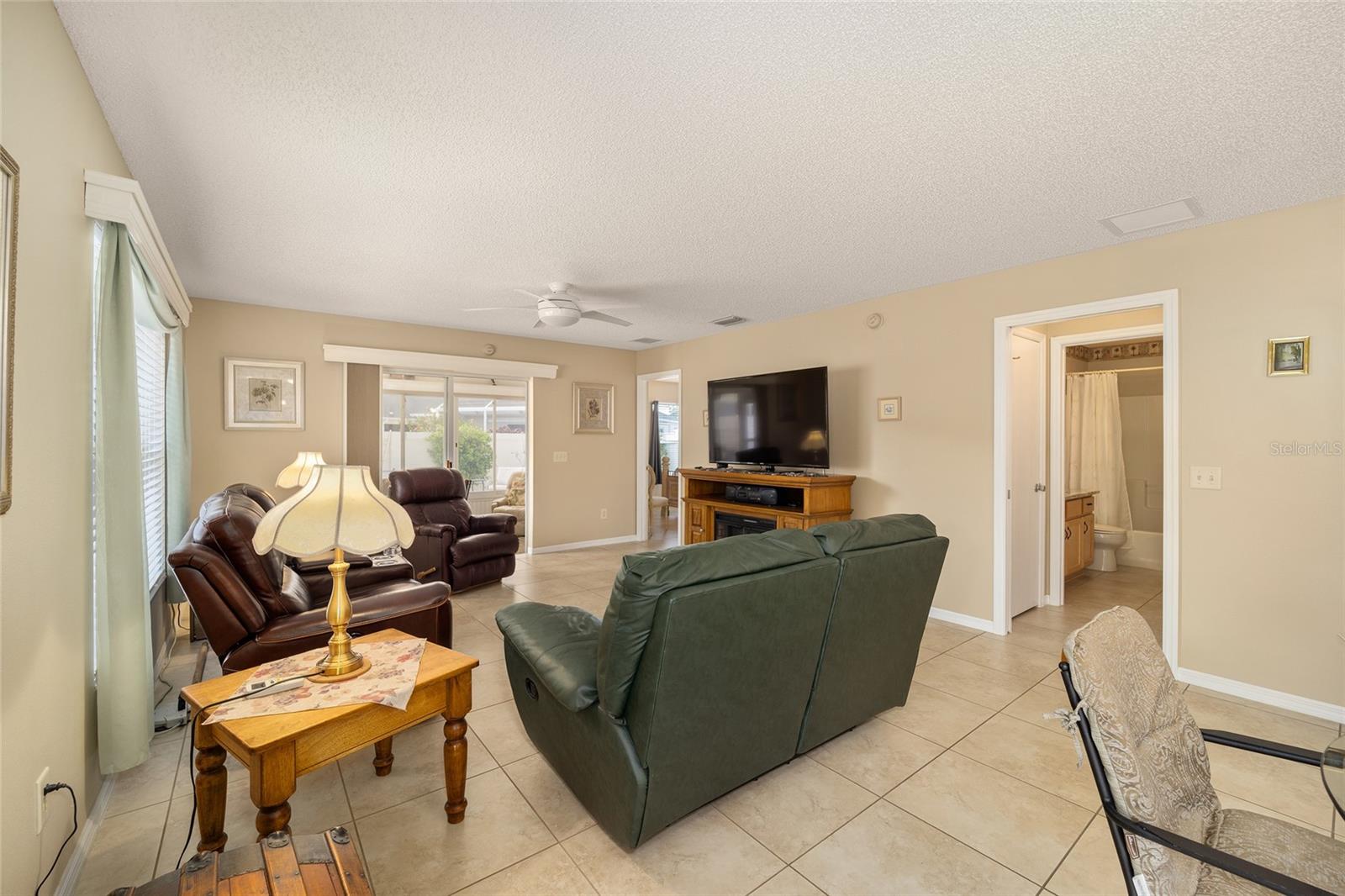 17126 SE 78TH PARLANGE TER, THE VILLAGES, FL, 32162