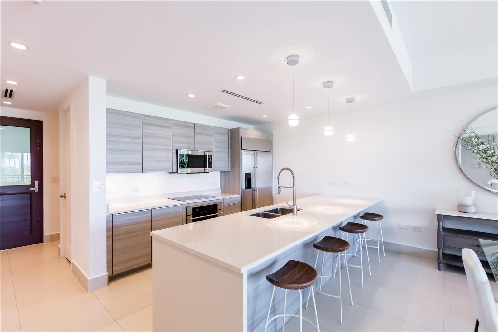 PR9109976 Property Photo