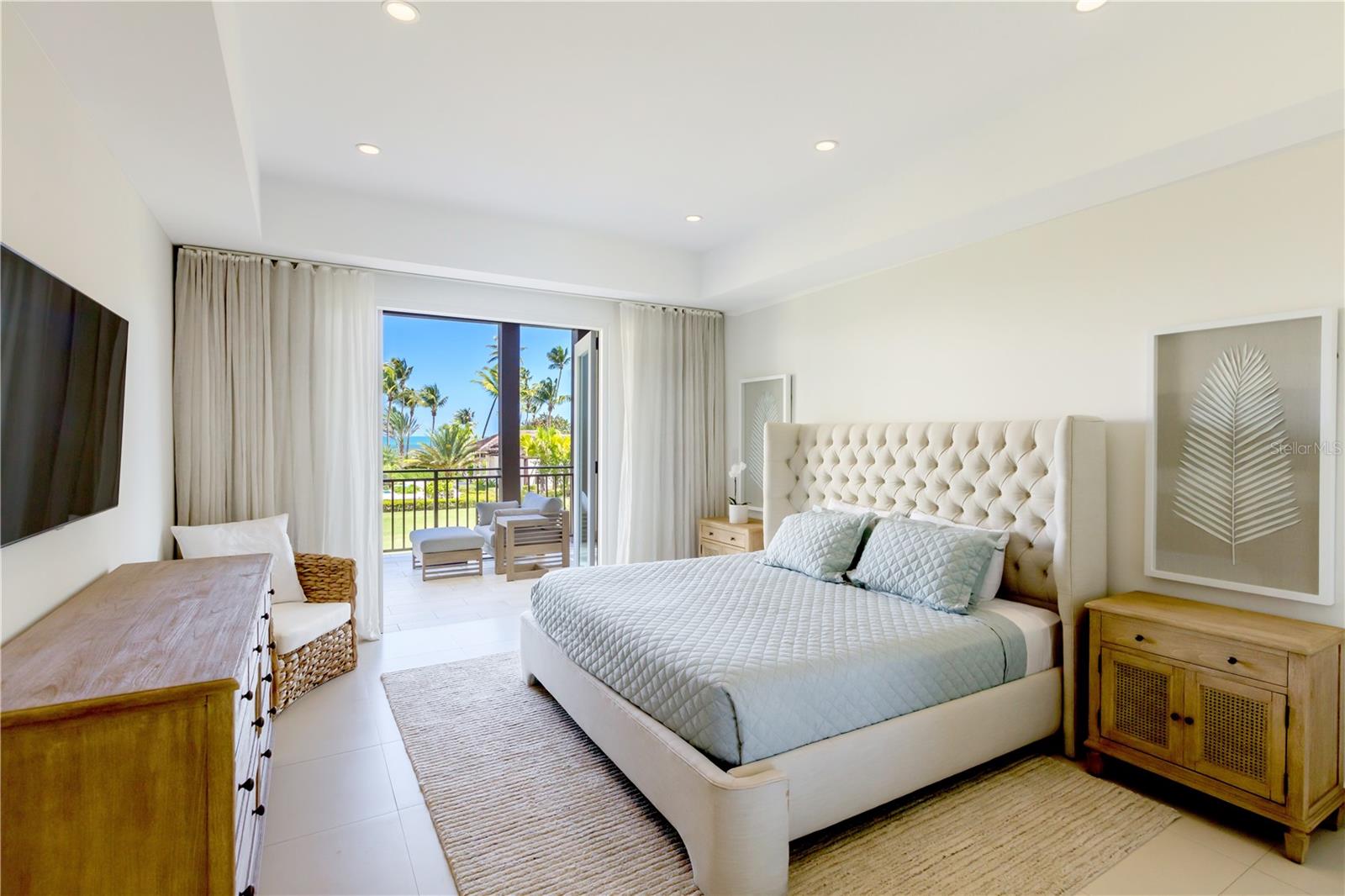 PR9109976 Property Photo