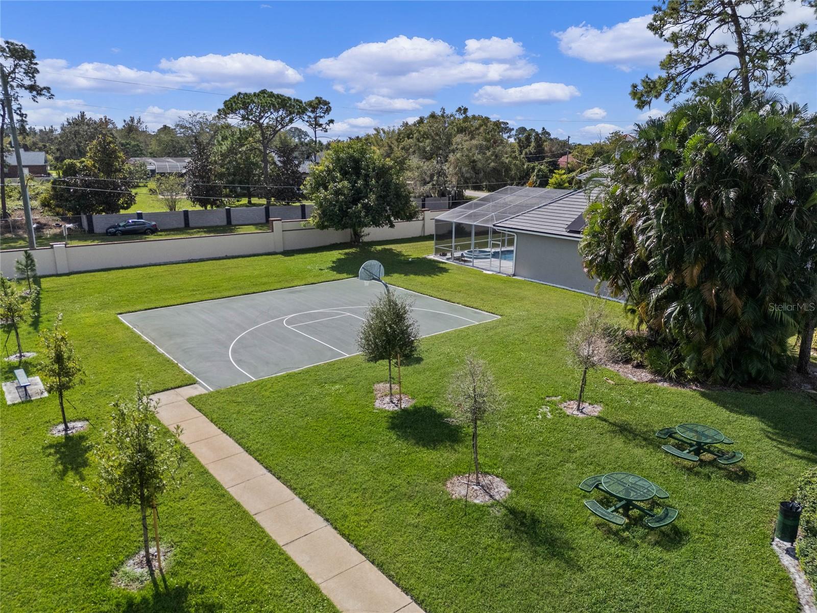 9810 CAMBERLEY CIR, ORLANDO, FL, 32836