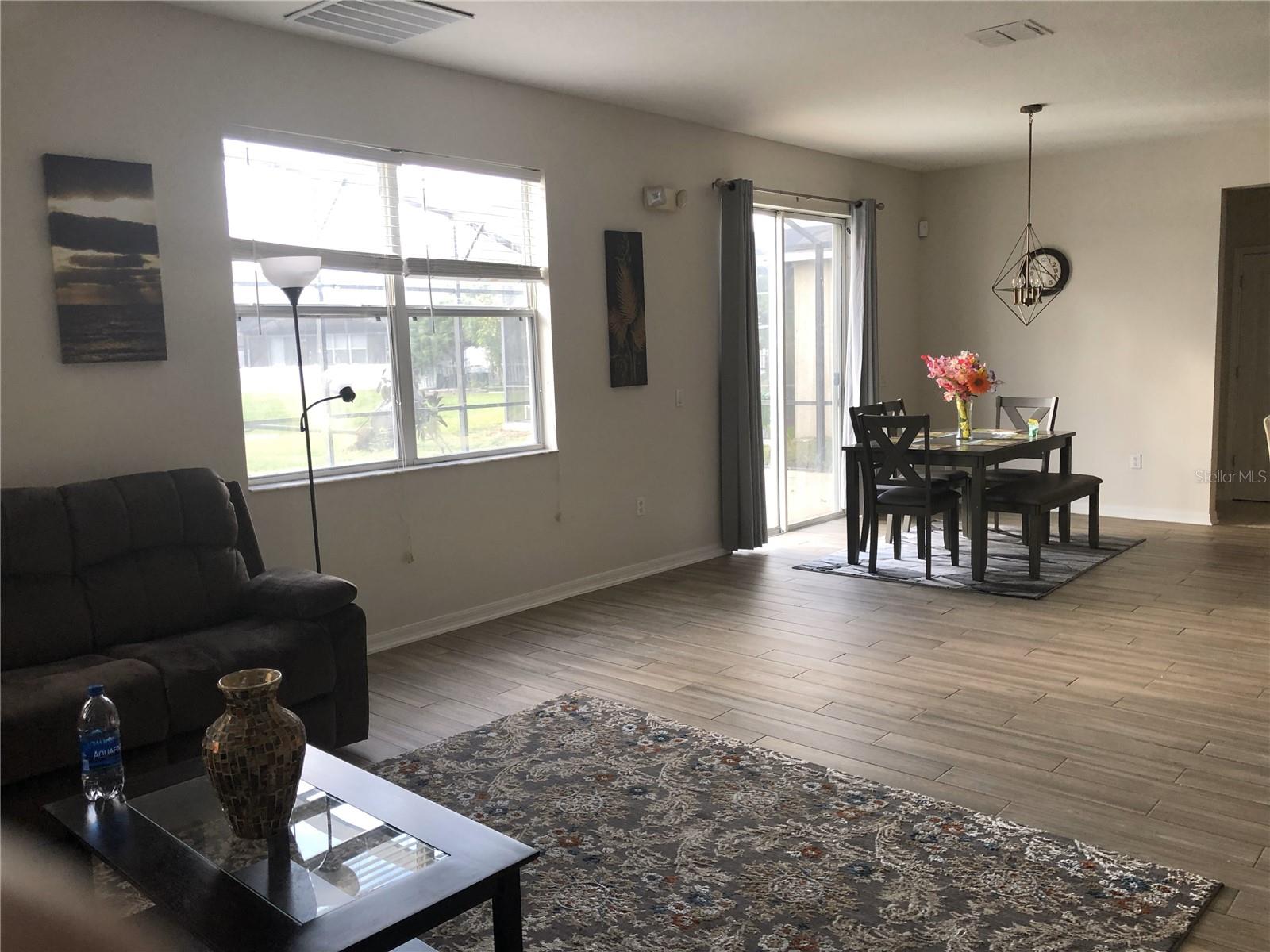 1067 BERKELEY DR, KISSIMMEE, FL, 34744