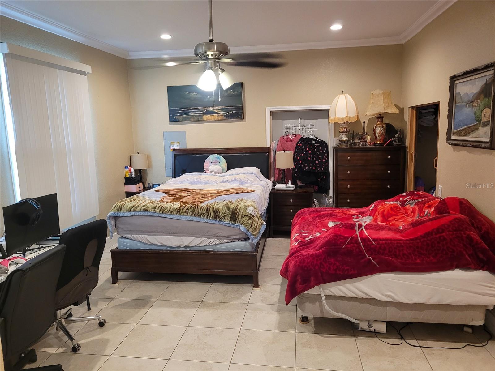 10244 MEMORIAL HWY, TAMPA, FL, 33615