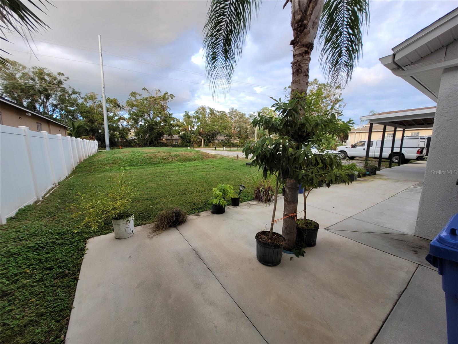 10244 MEMORIAL HWY, TAMPA, FL, 33615