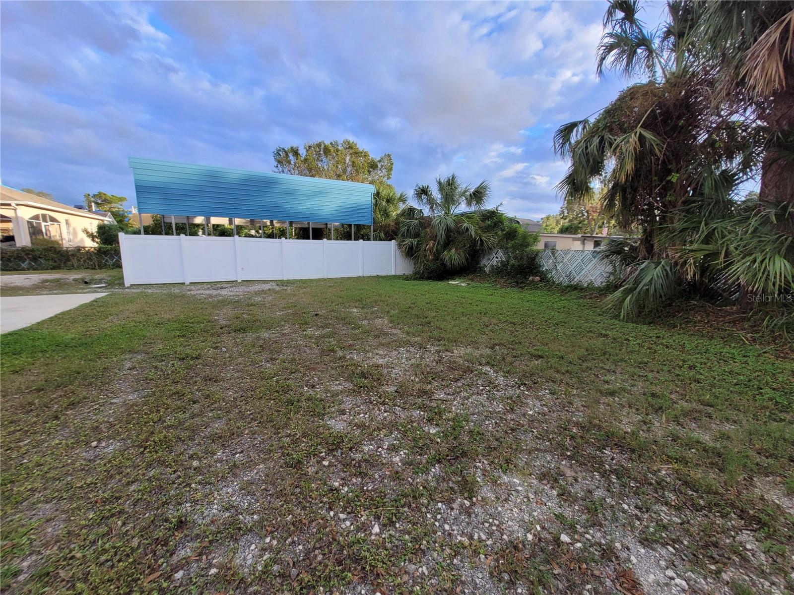 10244 MEMORIAL HWY, TAMPA, FL, 33615