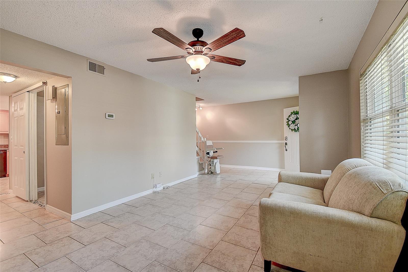 1224 ABBEY CRESCENT LN, CLEARWATER, FL, 33759