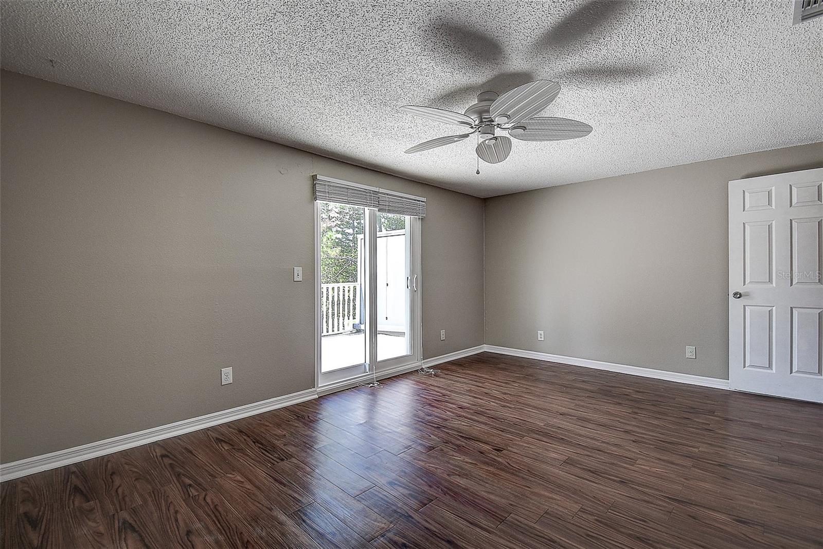 1224 ABBEY CRESCENT LN, CLEARWATER, FL, 33759