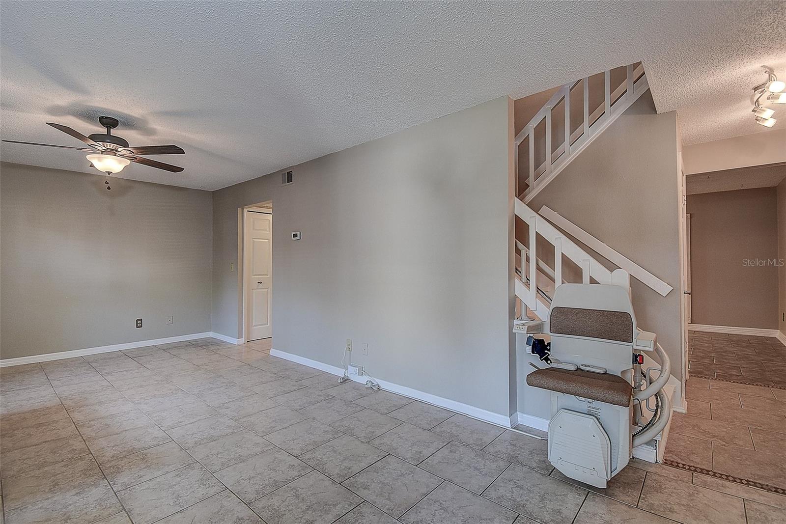 1224 ABBEY CRESCENT LN, CLEARWATER, FL, 33759