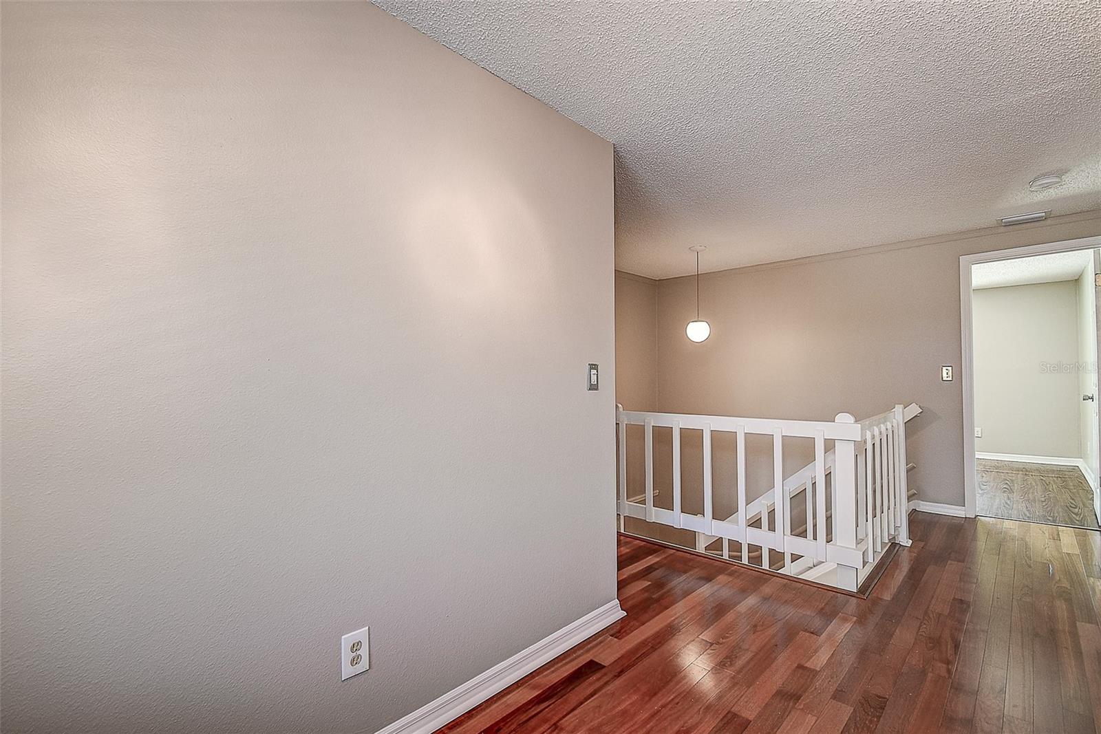 1224 ABBEY CRESCENT LN, CLEARWATER, FL, 33759