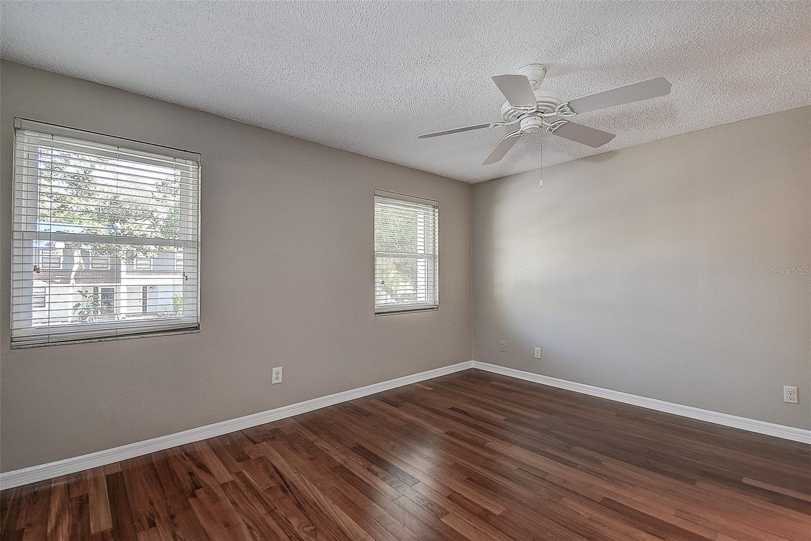 1224 ABBEY CRESCENT LN, CLEARWATER, FL, 33759