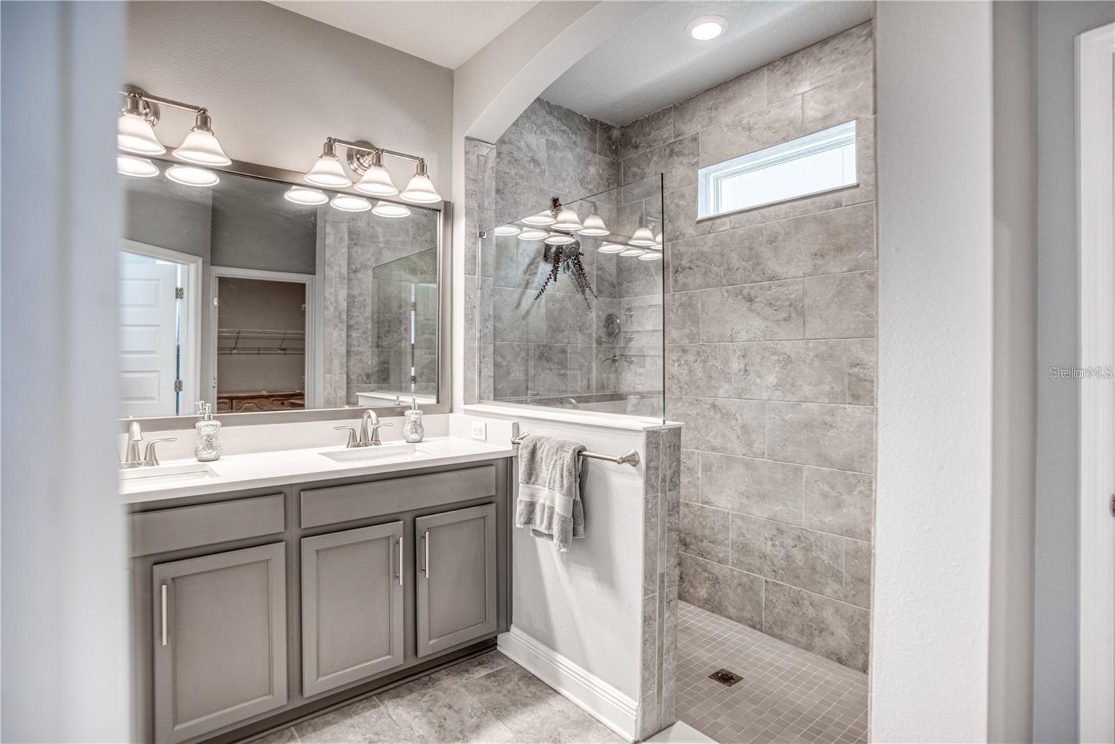 5546 SPANISH MOSS CV, BRADENTON, FL, 34203