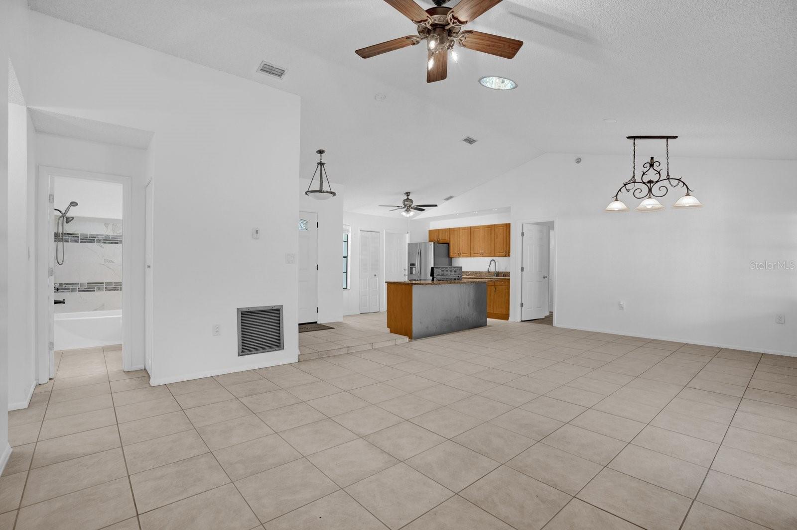 1032 PIONEER DR, DELTONA, FL, 32725