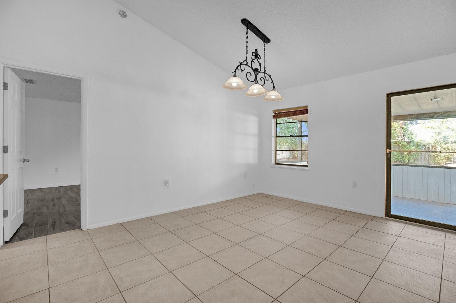 1032 PIONEER DR, DELTONA, FL, 32725