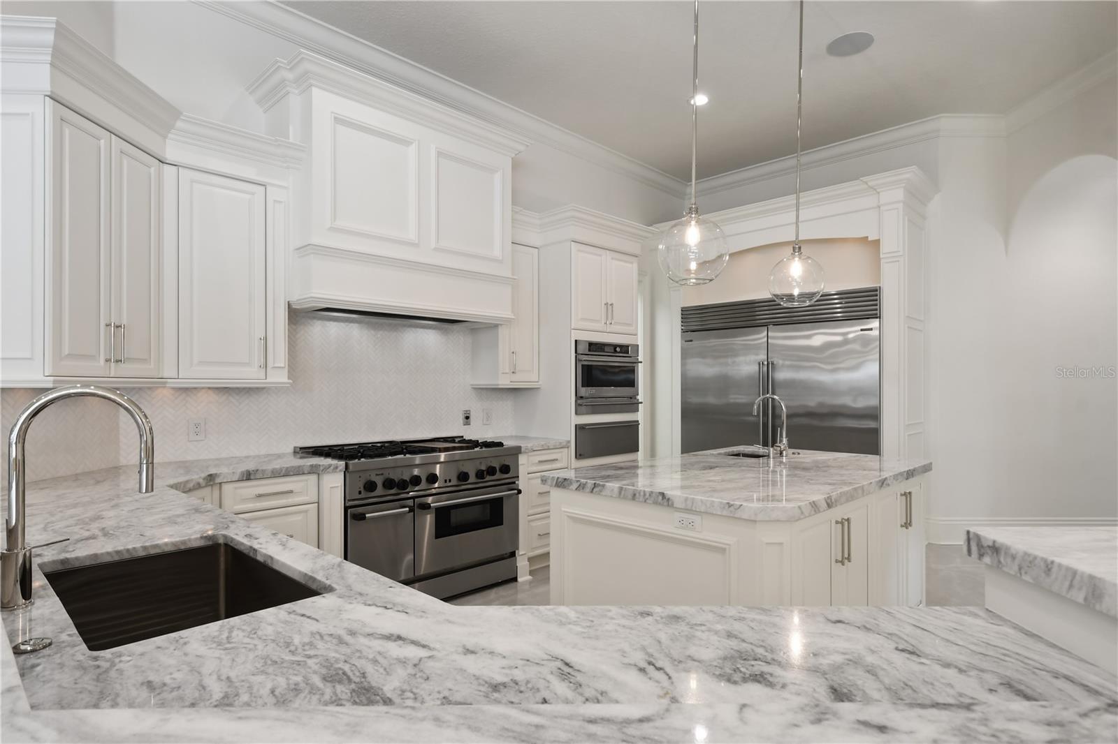 5000 DOWN POINT LN, WINDERMERE, FL, 34786