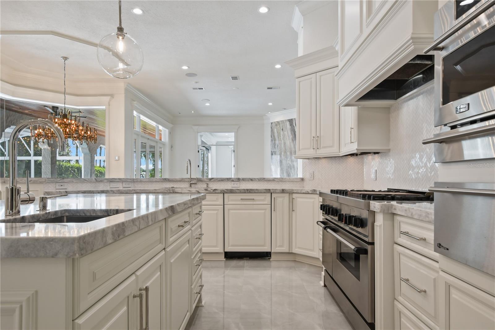 5000 DOWN POINT LN, WINDERMERE, FL, 34786