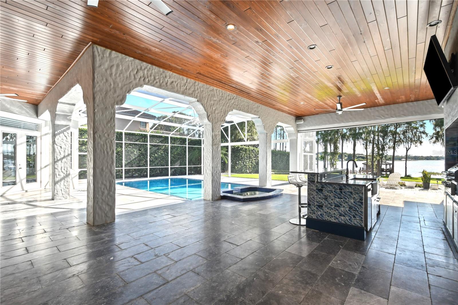 5000 DOWN POINT LN, WINDERMERE, FL, 34786