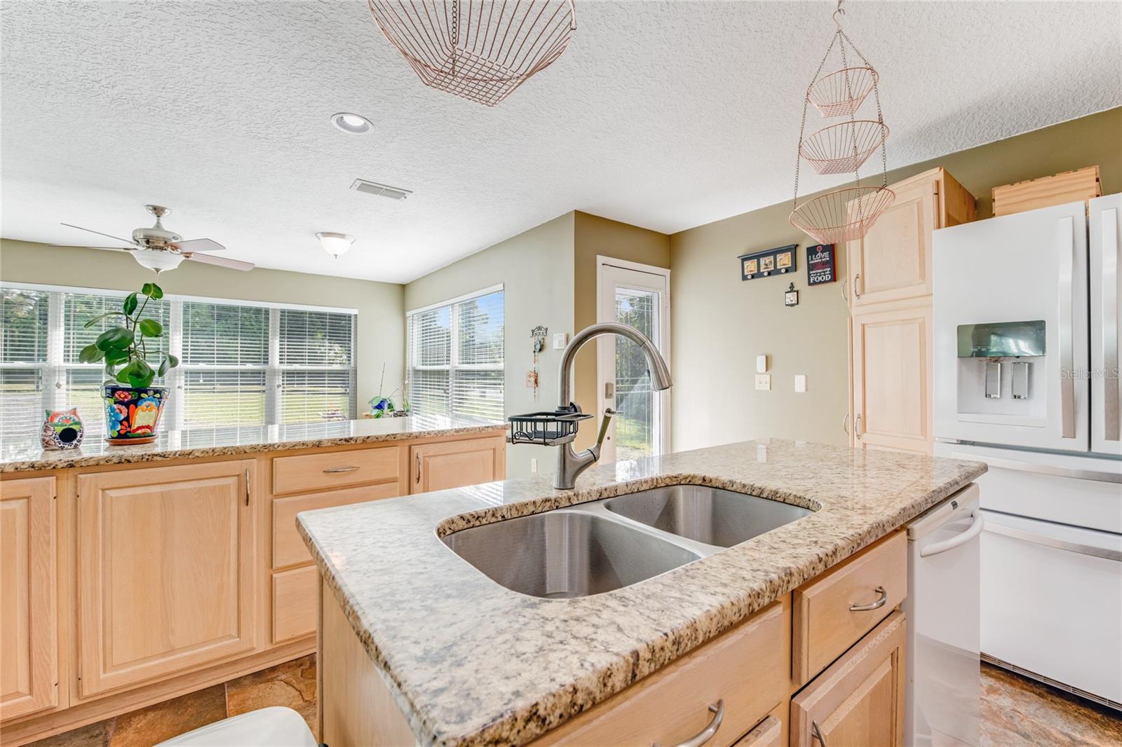 32 GRACIE RD, DEBARY, FL, 32713