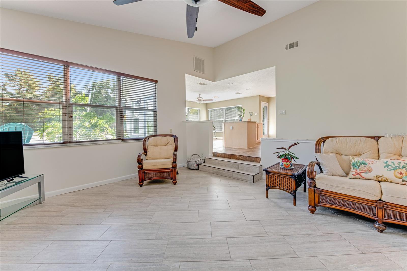 32 GRACIE RD, DEBARY, FL, 32713