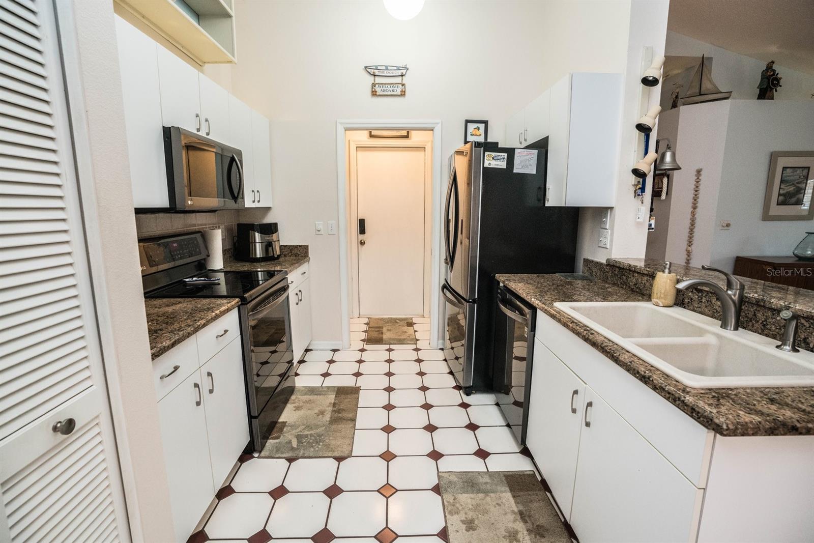 905 OXFORD PARK DR #a, SUN CITY CENTER, FL, 33573