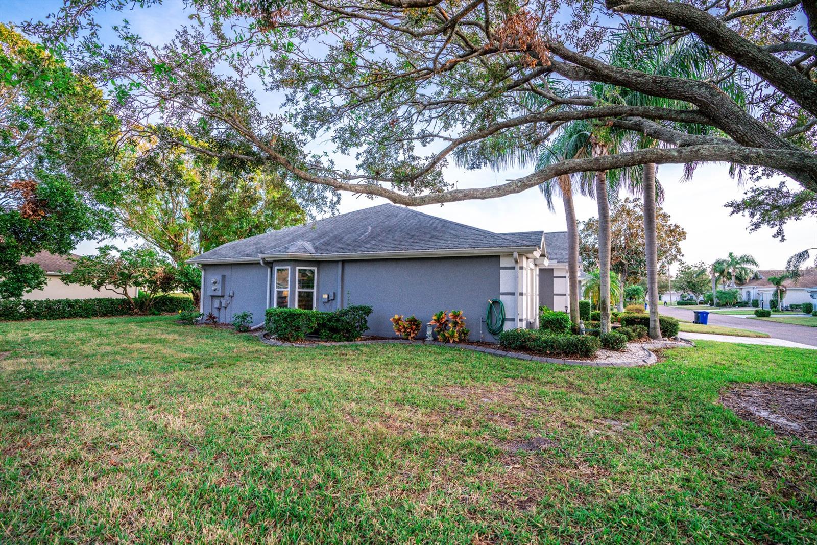 905 OXFORD PARK DR #a, SUN CITY CENTER, FL, 33573