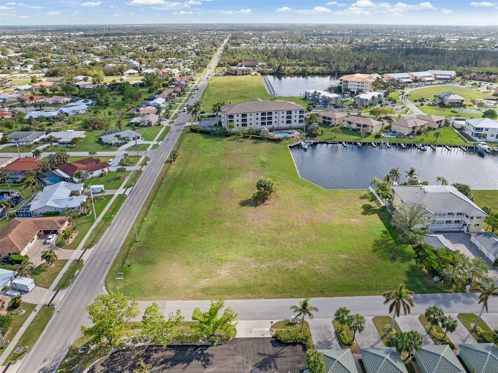 1359 AQUI ESTA DR, PUNTA GORDA, FL, 33950