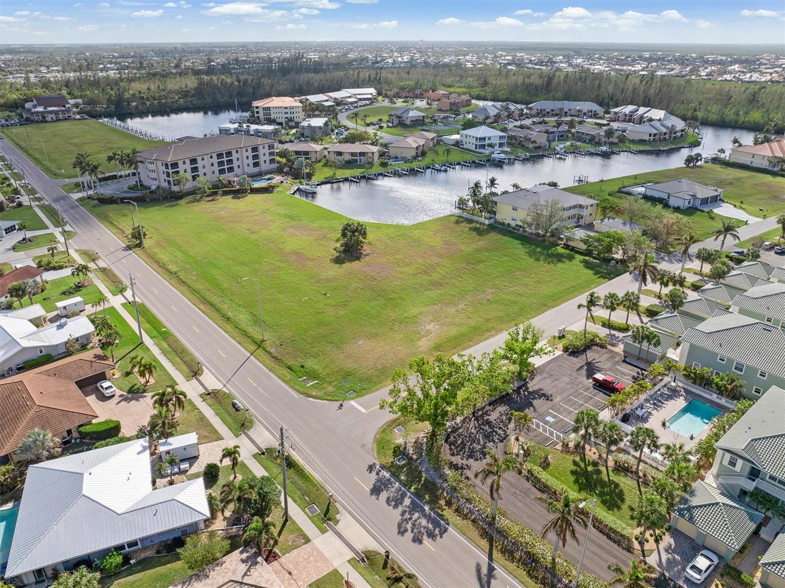 1359 AQUI ESTA DR, PUNTA GORDA, FL, 33950