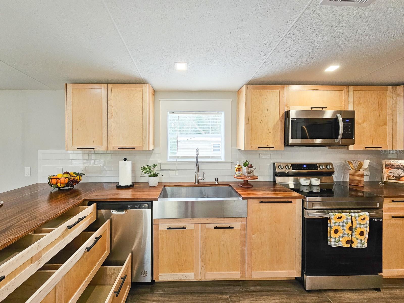 6559 BASSWOOD AVE, BUNNELL, FL, 32110