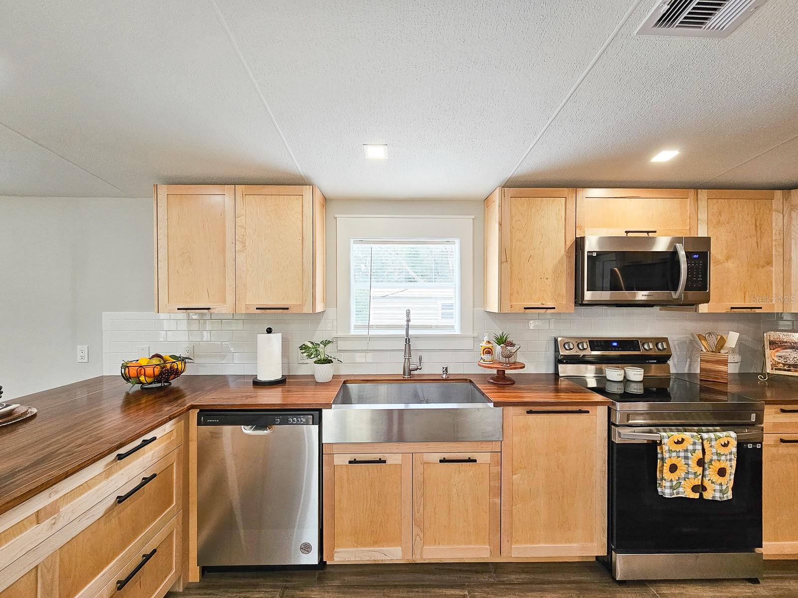 6559 BASSWOOD AVE, BUNNELL, FL, 32110