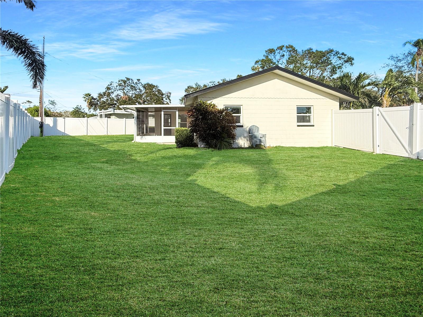 8802 109TH LN N, SEMINOLE, FL, 33772