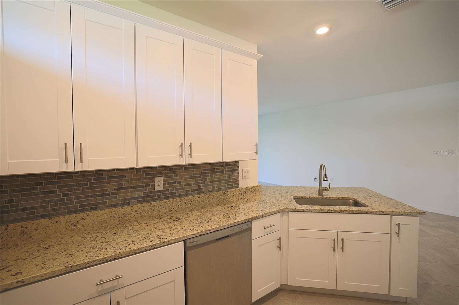 2088 BONITO WAY, PORT CHARLOTTE, FL, 33953