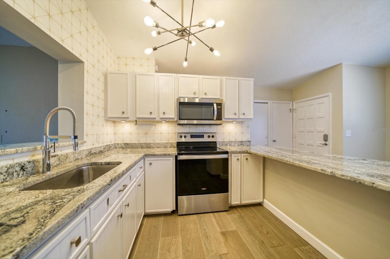 17444 2ND ST E, REDINGTON SHORES, FL, 33708